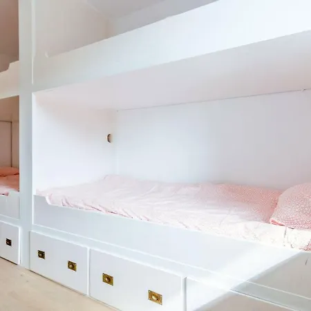 Sea View Apartman *